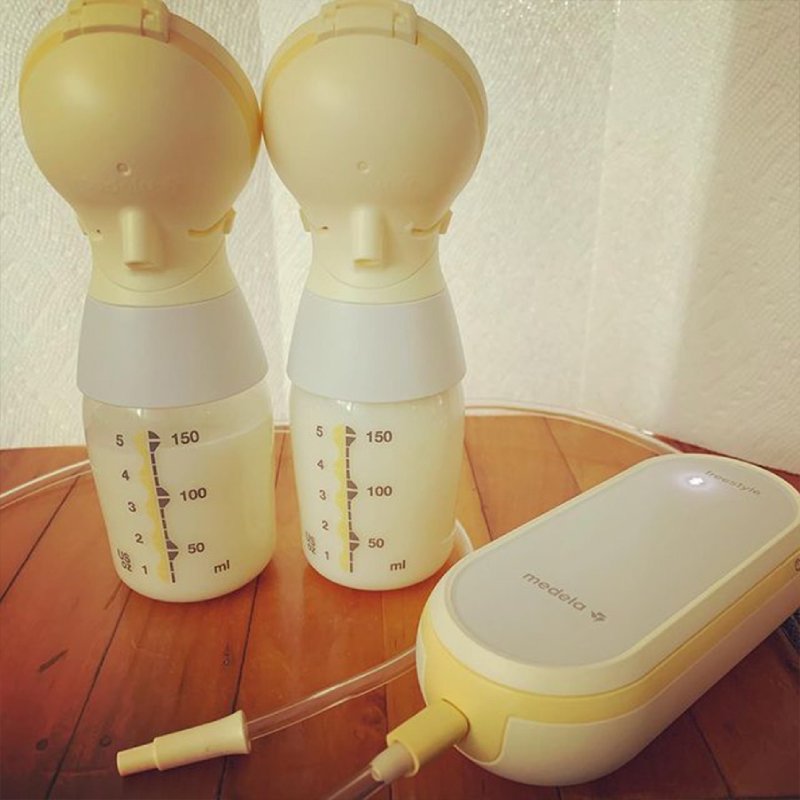 Máy vắt sữa Medela Freestyle